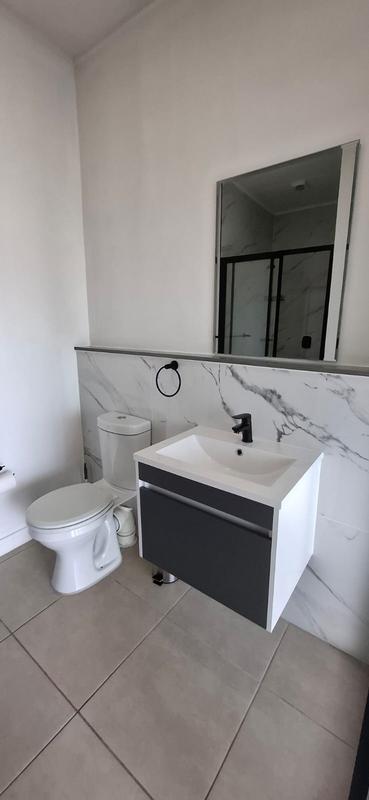 To Let 2 Bedroom Property for Rent in Croydon Western Cape